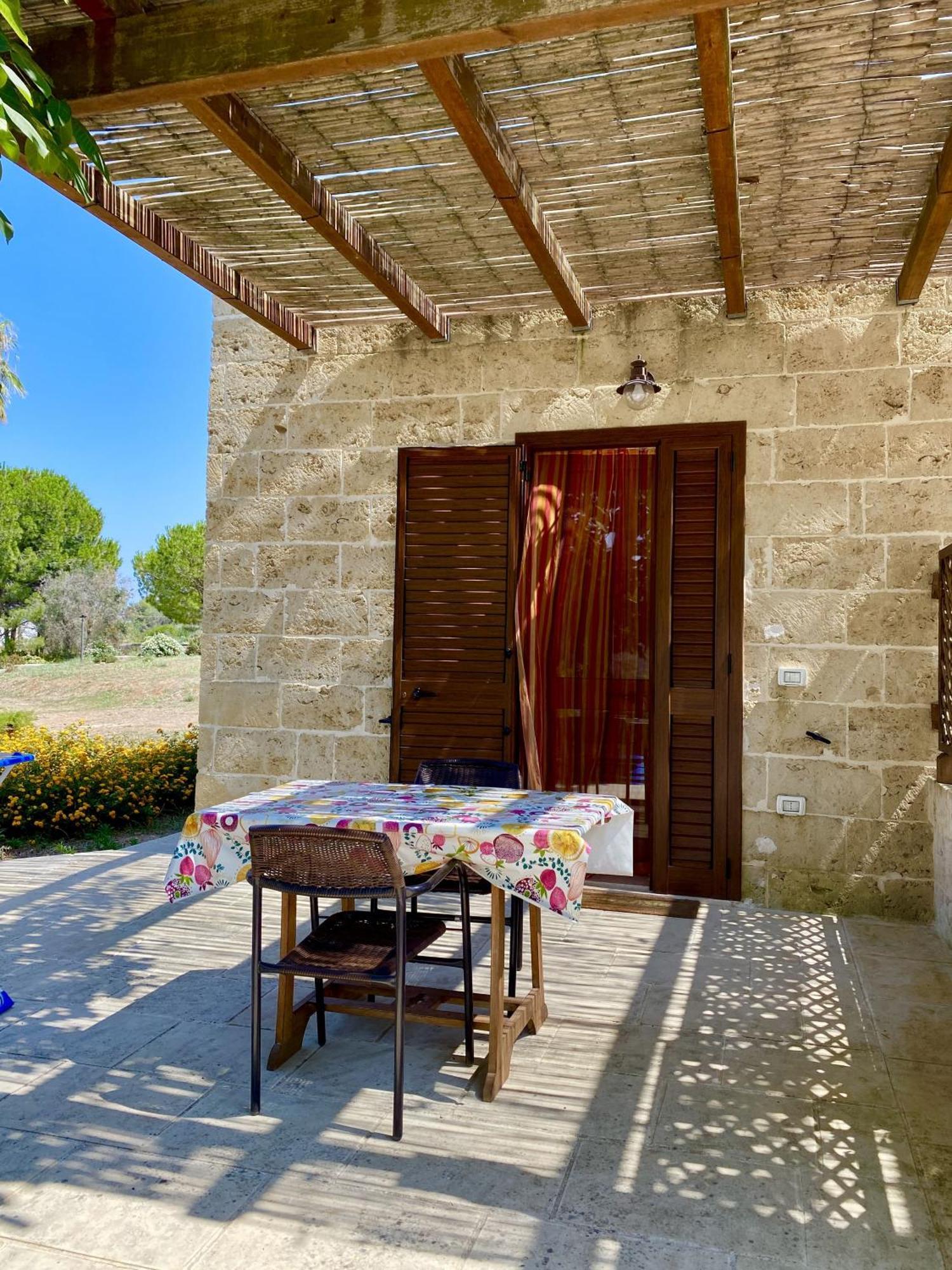 Le Stanze Di Ray - Salento Homes Borgagne Eksteriør bilde